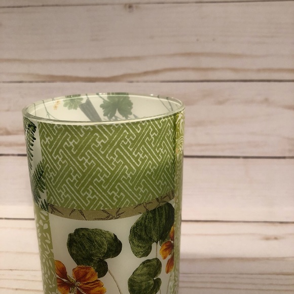 Candle - Picture 3 of 5